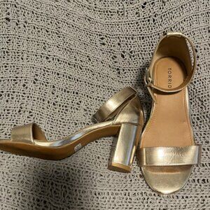 Torrid Rose Gold Heels Size 8.5W